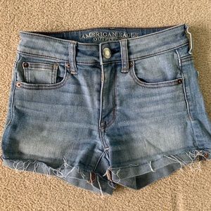 American Eagle light wash jean shorts